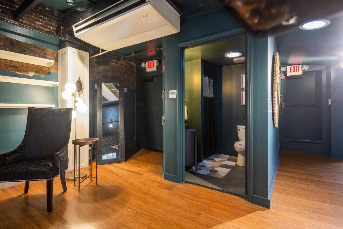 Апартаменты Lou Lou Lofts Луисвилл Экстерьер фото