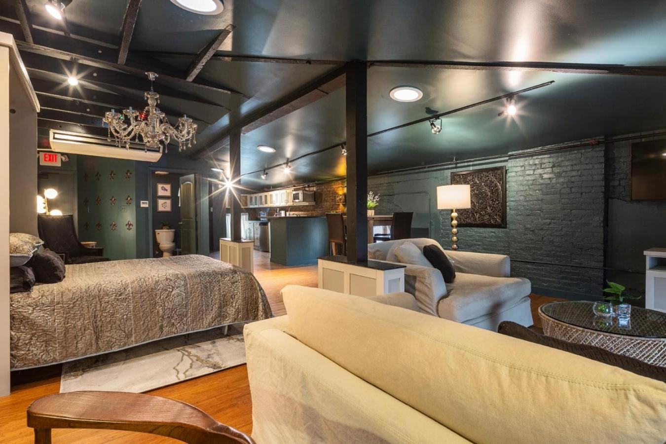 Апартаменты Lou Lou Lofts Луисвилл Экстерьер фото